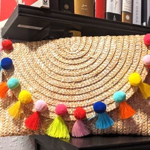 Straw clutch